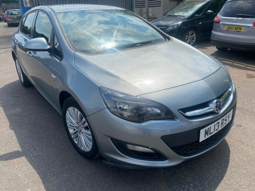 Vauxhall Astra  1.7 CDTi ecoFLEX Energy Euro 5 5dr