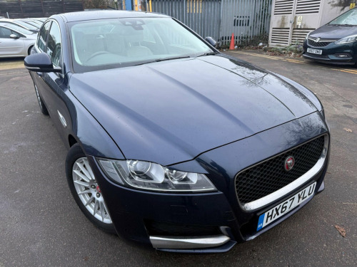 Jaguar XF  2.0d Prestige Auto Euro 6 (s/s) 4dr