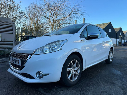 Peugeot 208  1.2 VTi PureTech Style Euro 6 3dr 
