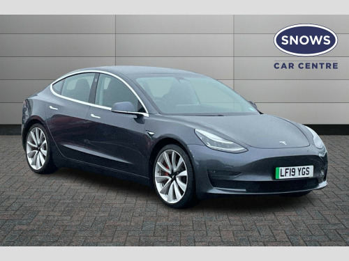 Tesla Model 3  Saloon Performance