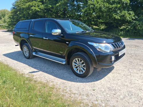 Mitsubishi L200  Double Cab DI-D 178 Titan 4WD
