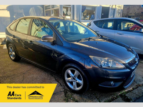 Ford Focus  1.6 Zetec 5dr