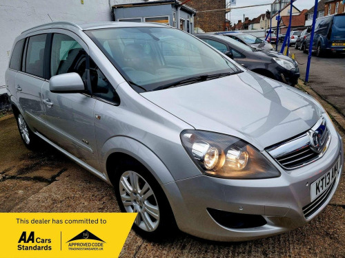 Vauxhall Zafira  1.6 16V Design Euro 5 5dr (SNav)