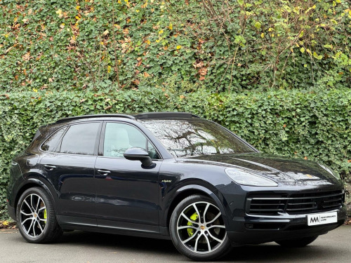 Porsche Cayenne  3.0 V6 E-Hybrid 17.9kWh TiptronicS 4WD Euro 6 (s/s) 5dr (3.6kW Charger)