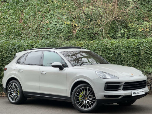 Porsche Cayenne  3.0 V6 E-Hybrid 17.9kWh TiptronicS 4WD Euro 6 (s/s) 5dr (3.6kW Charger) 