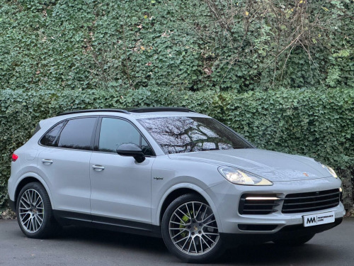 Porsche Cayenne  3.0 V6 E-Hybrid 17.9kWh Platinum Edition TiptronicS 4WD Euro 6 (s/s) 5dr (3 