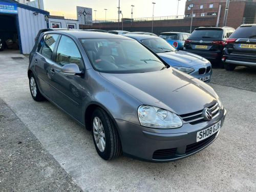 Volkswagen Golf  1.6 FSI Match 5dr