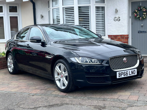 Jaguar XE  GTDI PORTFOLIO 4-Door