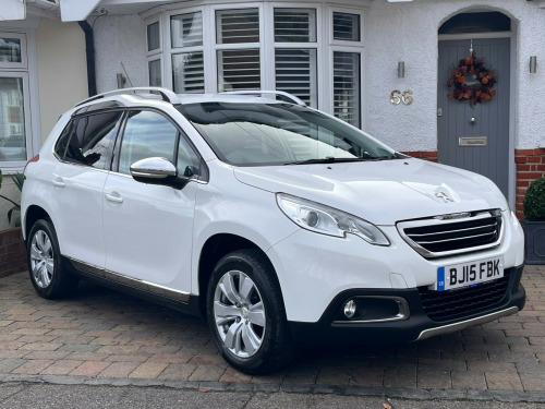 Peugeot 2008 Crossover  1.2 VTi PureTech Allure SUV 5dr Petrol Manual Euro 5 (82 ps)
