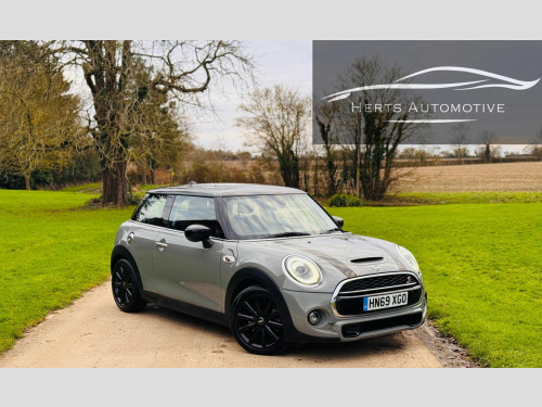 MINI Hatch  2.0 Cooper S Classic Euro 6 (s/s) 3dr