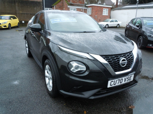 Nissan Juke  1.0 DIG-T N-Connecta