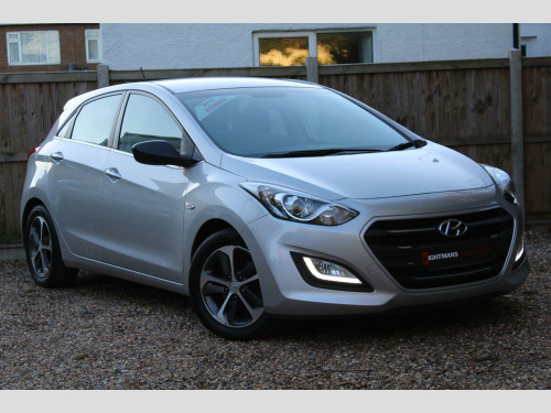 Hyundai i30  1.6 SE