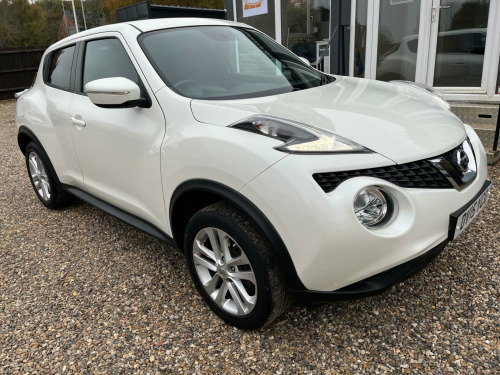 Nissan Juke  1.6 Acenta Premium XTRON Euro 5 5dr