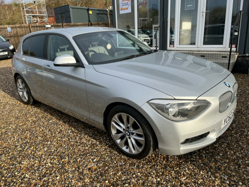 BMW 1 Series  2.0 118d Urban Euro 5 (s/s) 5dr