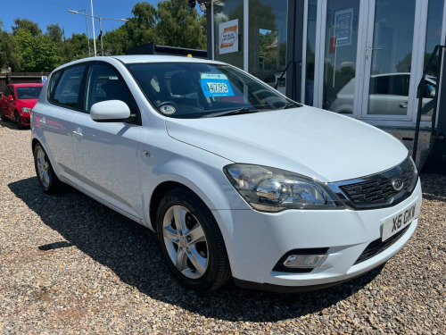 Kia ceed  1.6 2 Auto Euro 5 5dr