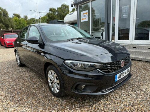 Fiat Tipo  1.4 MPI Easy Plus Euro 6 5dr
