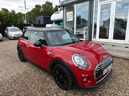 MINI Hatch  1.5 Cooper Euro 6 (s/s) 3dr