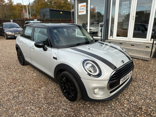 MINI Hatch  1.5 Cooper Euro 6 (s/s) 5dr