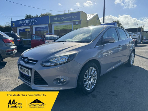 Ford Focus  1.6 Titanium Euro 5 5dr