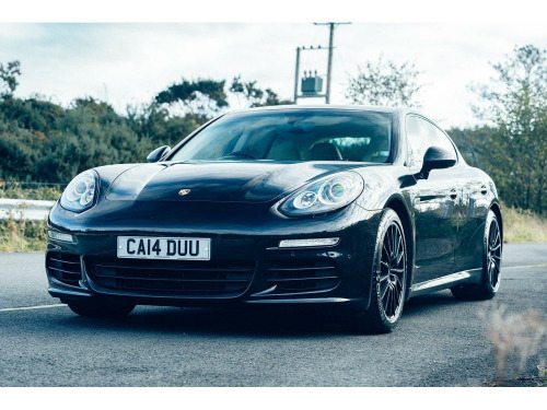 Porsche Panamera  3.0D V6 Hatchback 5dr Diesel TiptronicS Euro 5 (s/s) (300 ps)