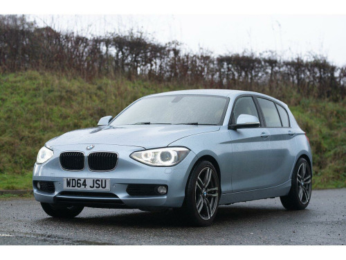 BMW 1 Series  2.0 120d SE Hatchback 5dr Diesel Manual xDrive Euro 5 (s/s) (184 ps)