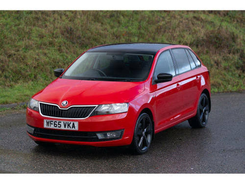 Skoda Rapid Spaceback  1.6 TDI SE Sport Hatchback 5dr Diesel Manual Euro 5 (105 ps)
