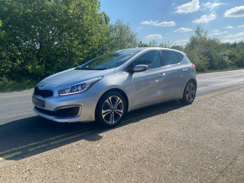 Kia ceed  1.6 CRDi 4 Hatchback 5dr Diesel Manual Euro 6 (s/s) (134 bhp)