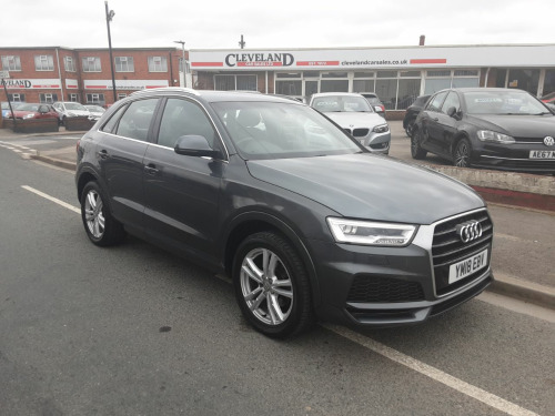 Audi Q3  1.4T FSI S Line Edition 5dr