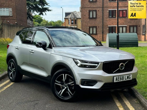 Volvo XC40  2.0 T5 R-DESIGN AWD 5d 245 BHP