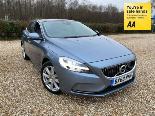 Volvo V40  1.5 T2 GPF Inscription Hatchback 5dr Petrol Auto E