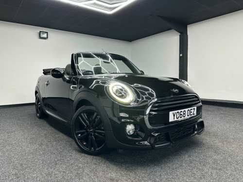 MINI Convertible  1.5 Cooper Sport Convertible 2dr Petrol Manual Euro 6 (s/s) (136 ps) ONLY 3