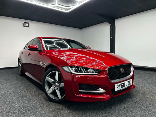 Jaguar XE  2.0d R-Sport Saloon 4dr Diesel Auto Euro 6 (s/s) (180 ps) AUTOMATIC