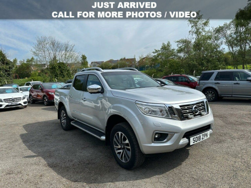 Nissan Navara  2.3 dCi Tekna Pickup Double Cab 4dr Diesel Manual 4WD Euro 6 (s/s) (190 ps)