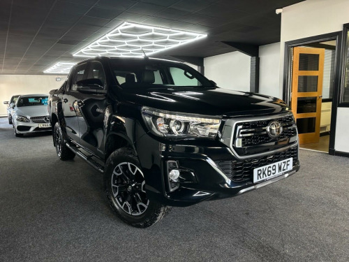 Toyota Hi-Lux  2.4 D-4D Invincible X Pickup Double Cab 4dr Diesel Auto 4WD Euro 6 (s/s) (T