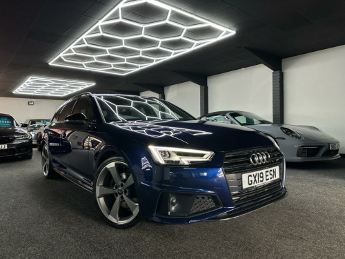 Audi A4 Avant  2.0 TFSI 35 Black Edition Estate 5dr Petrol S Tronic Euro 6 (s/s) (150 ps) 