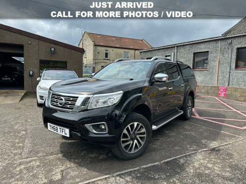 Nissan Navara  2.3 dCi Tekna Pickup Double Cab 4dr Diesel Manual 4WD Euro 6 (s/s) (190 ps)