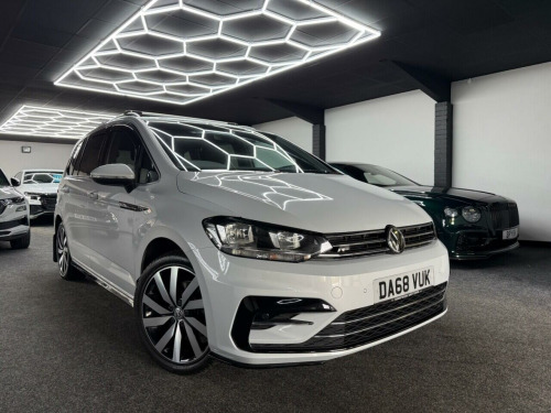 Volkswagen Touran 1.5 TSI EVO R-Line MPV 5dr Petrol Manual Euro 6 (s/s) (150 ps) +++ 7 SEATER