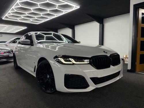 BMW 5 Series  2.0 520d MHT M Sport Saloon 4dr Diesel Hybrid Steptronic xDrive Euro 6 (s/s