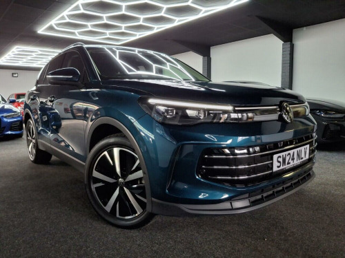 Volkswagen Tiguan  2.0 TDI Elegance SUV 5dr Diesel DSG Euro 6 (s/s) (150 ps) CARPLAY/ANDROID A