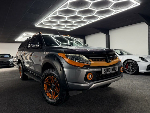 Mitsubishi L200  2.4 DI-D DC Barbarian SVP II Pickup Double Cab 4dr Diesel Manual 4WD Euro 6