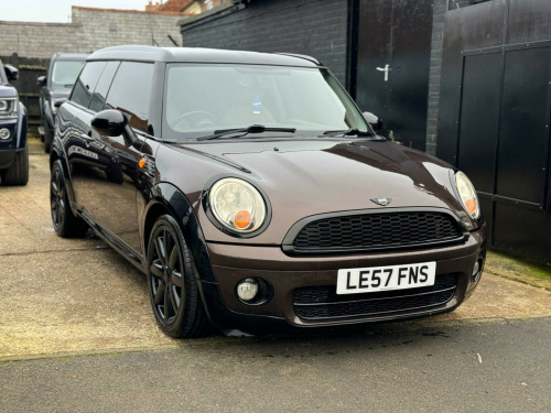 MINI Clubman  1.6 Cooper D Steptronic Euro 4 5dr