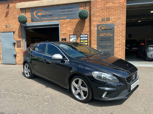 Volvo V40  2.0 D4 R-Design Lux Nav Hatchback 5dr Diesel Manua