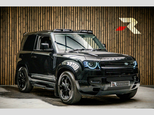 Land Rover 90  3.0 D250 MHEV SE Hard Top SUV Auto 4WD SWB Euro 6 (s/s) 3dr