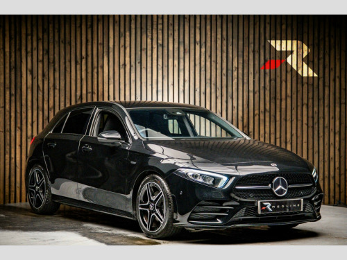 Mercedes-Benz A-Class A180 1.3 A180 AMG Line Edition (Executive) 7G-DCT Euro 6 (s/s) 5dr