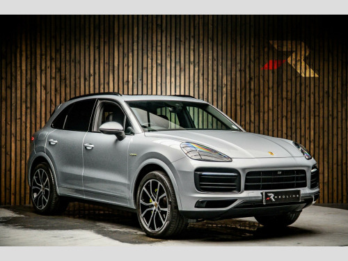 Porsche Cayenne  3.0 V6 E-Hybrid 17.9kWh TiptronicS 4WD Euro 6 (s/s) 5dr (3.6kW Charger)
