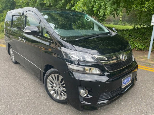 Toyota Vellfire  Golden Eye Edition 7 Seats