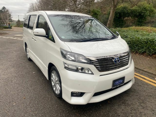 Toyota Vellfire  2.4Z 8 Seats