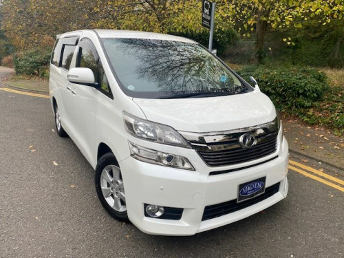 Toyota Alphard 2.4X 8 Seats