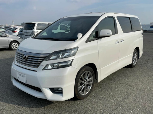 Toyota Vellfire  Platinum Selection 2 Type Gold 7 Seats