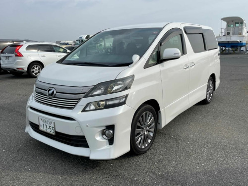 Toyota Vellfire  Golden Eyes 2 Edition 7 Seats